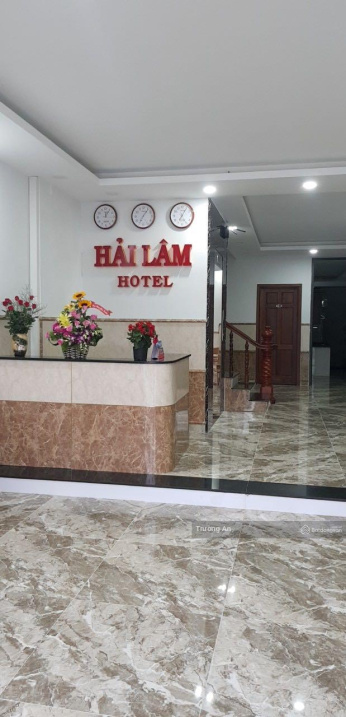 Bán khách sạn 5 tầng 16 phòng, mặt tiền Thích Quảng Đức, Phước Long, cách biển 1,5km