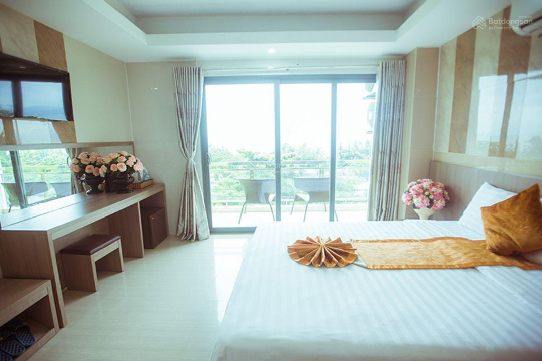 Bán khách sạn mặt tiền đường Trần Phú, P. Lộc Thọ, trung tâm tp du lịch Nha Trang