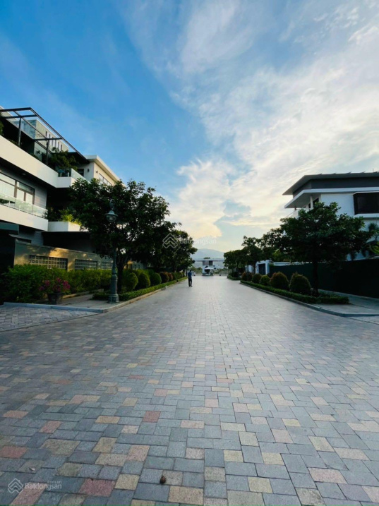 Bán lô biệt thự vip 1 khu biệt lập KĐT VCN Phước Hải Nha Trang