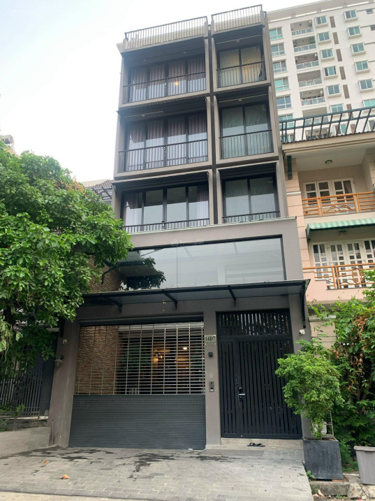 Bán nhà 2 mặt tiền đường Thảo Điền, phường Thảo Điền, Quận 2, 8x18m, hầm 6 lầu, 1000m2 sàn, 40 tỷ