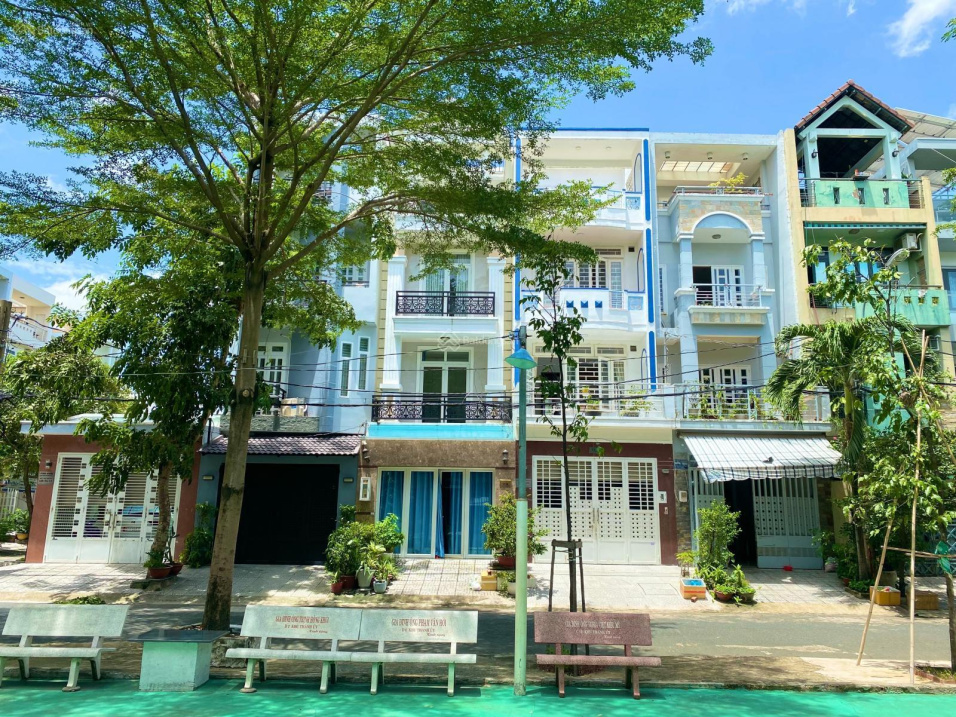 Bán nhà 3 tầng đường 18 KDC Thành Uỷ, phường Hiệp Bình Chánh Gần Gigamall Thủ Đức