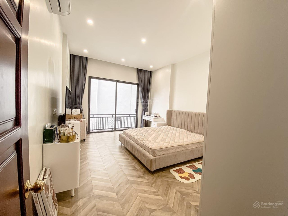 Bán nhà 4 tầng Định Công Thượng 42m2 MT 4m giá 3,6 tỷ, 5 ngủ, thông lê trọng tấn, ngõ oto qua