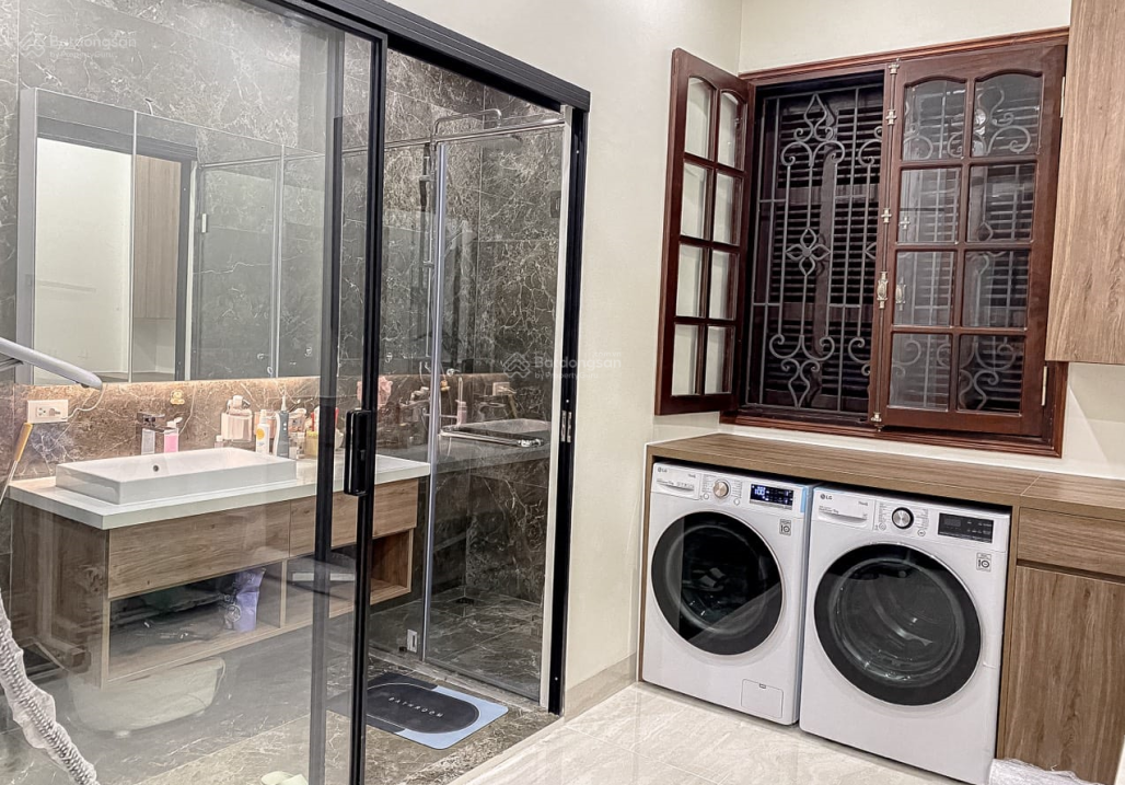 Bán nhà 6 tầng TRUNG LIỆT 65m2 MT 7m giá 7.6 tỷ, 11 ngủ, thang máy, THUÊ 80tr/th