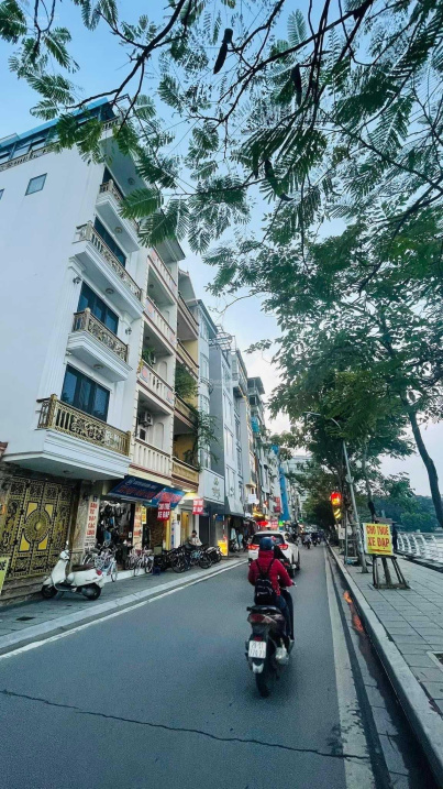 Bán nhà 7T TM mặt tiền 7,5m, gần 106 Yên Hoa - Tây Hồ