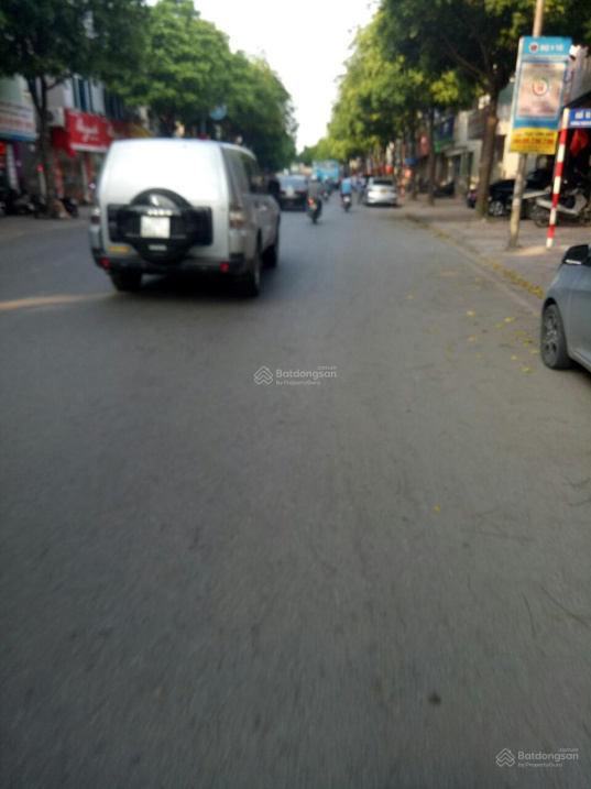 Bán nhà An Đào, Gia Lâm, DT 52m2, thông thoáng, hàng xóm Vinhomes, giá 3,x tỷ, LH 0777 228 882