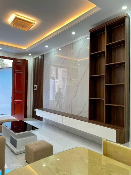 Bán nhà Bình Minh, Gia Lâm, DT 68m2, MT 4m, cách ô tô tránh 20m, nhà mới, giá 5,2tỷ. LH: 0777 228 882