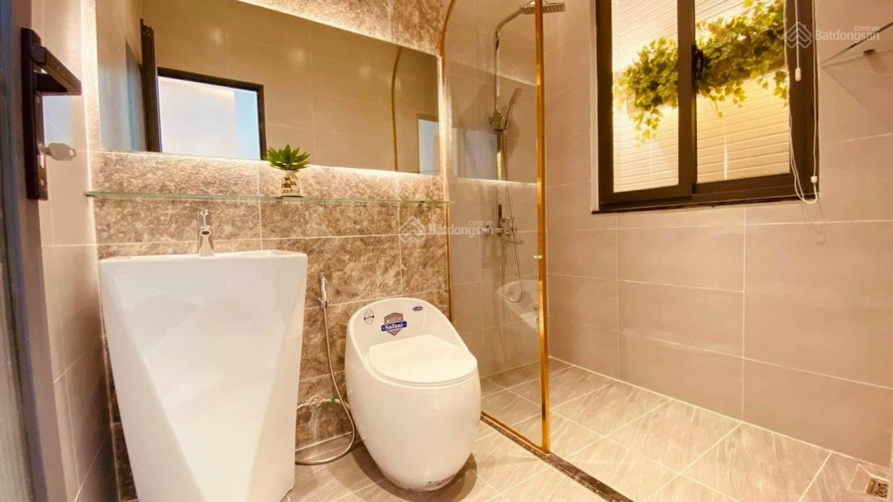 Bán nhà Đinh Công Tráng, Tân Định, Q1. DT: 98m2(5x18m) nở hậu, 5 tầng (5PN - 6WC), ở ngay! 18,5 tỷ