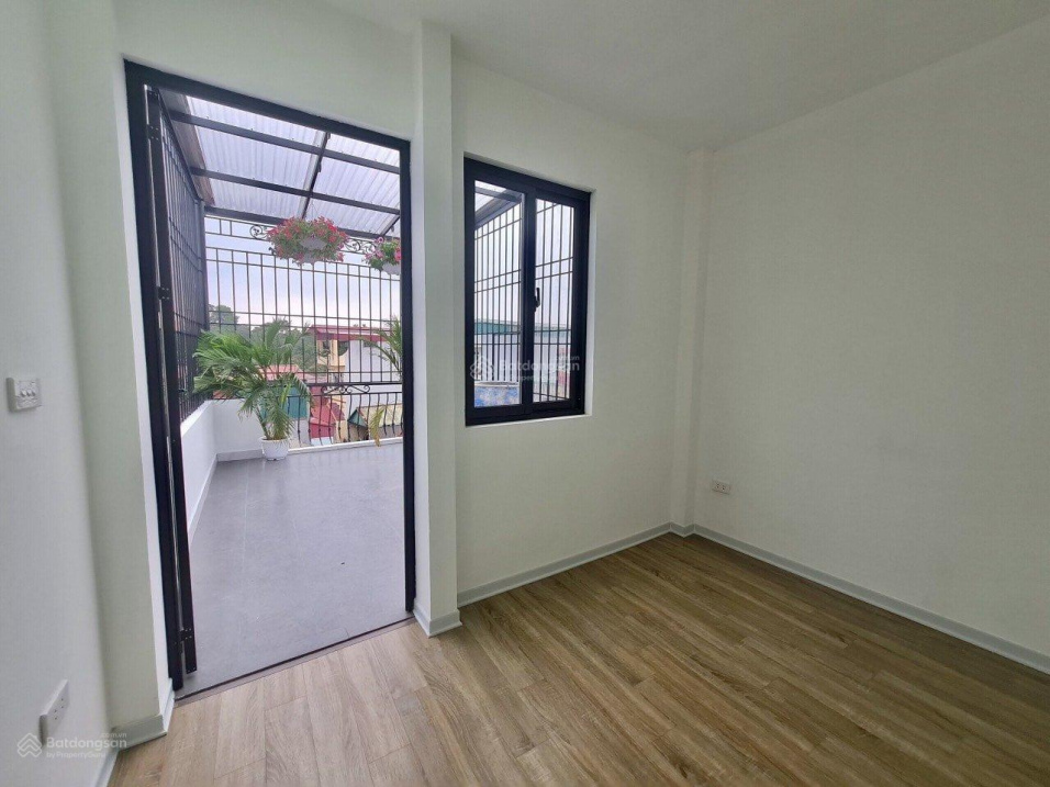 Bán nhà Dương Quảng Hàm, Cầu Giấy, phân lô, 10m ô tô, vị trí đắc địa, 36m2, 4.7 tỷ