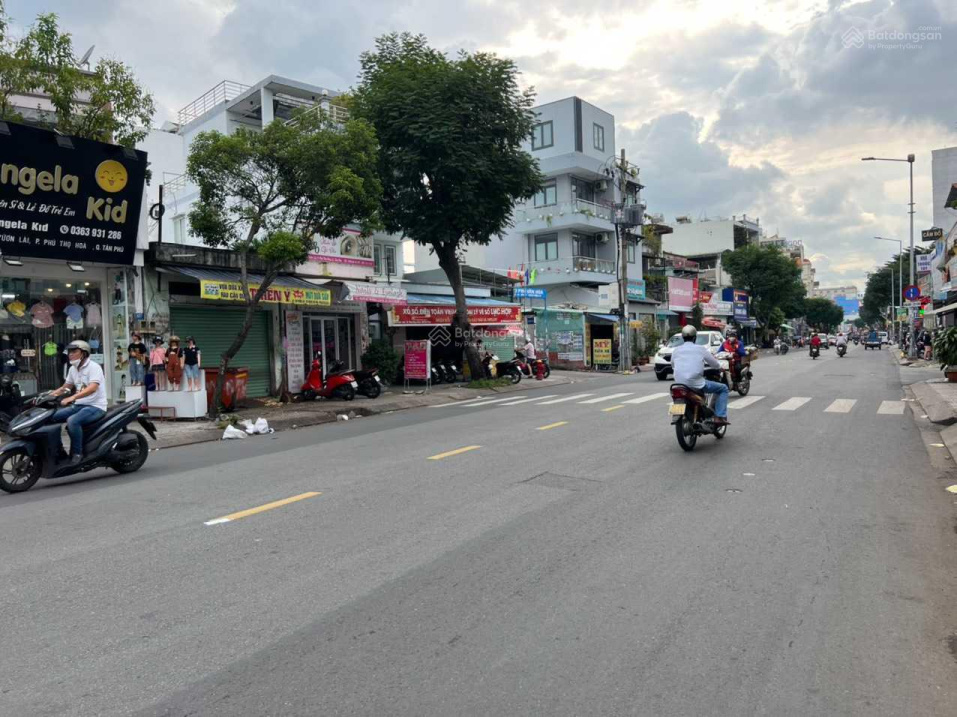 Bán nhà MT Độc Lập, 4x17m, 2 lầu, ST, 9.9 tỷ