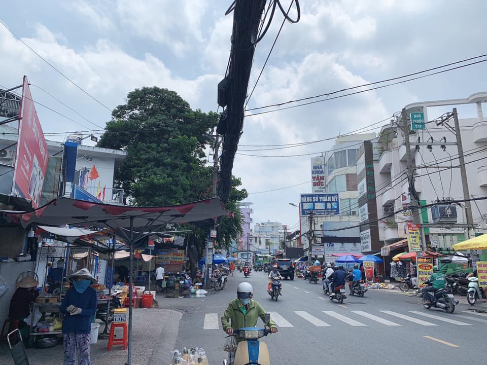 Chủ Ngộp giảm 3.5 tỷ Bán gấp mặt tiền Phan Văn Trị DTCN sàn 450m-6T- 3.7m nở hậu 4x24 -19 tỷ còn TL