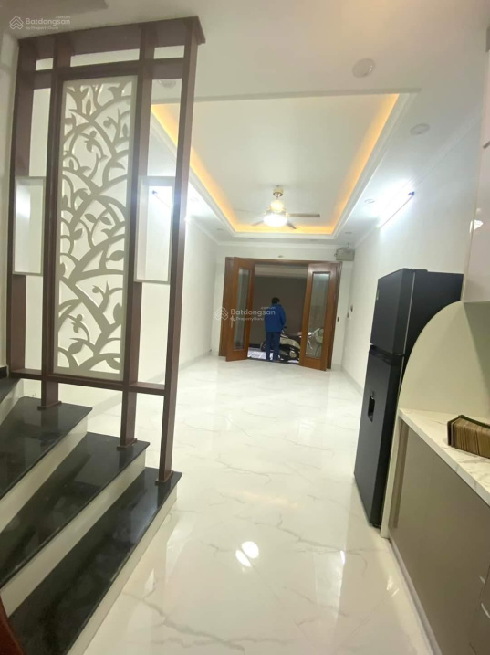 Bán nhà Nguyễn Đức Cảnh, ô tô đỗ cửa, siêu phẩm nhà mới ở ngay, đẹp lung linh, 47m2, 5 tầng, 4.7tỷ