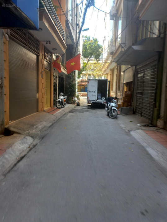 Bán nhà Phạm Tuấn Tài Cầu Giấy phân lô ô tô tránh. 41m2 giá 10.2 tỷ