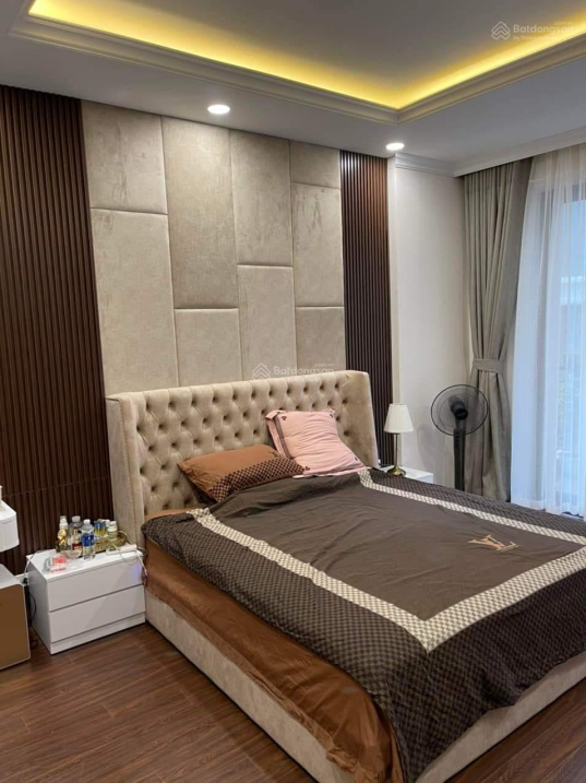 Bán nhà Phố Trạm, Long Biên, DT 59m2, 4 tầng, gần Aeon Long Biên, giá 4,84 tỷ