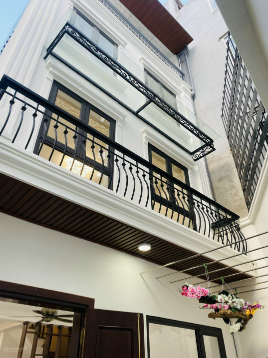 Bán nhà Phú Thượng, nhà đẹp đón tết, 39m2, 3.95 tỷ