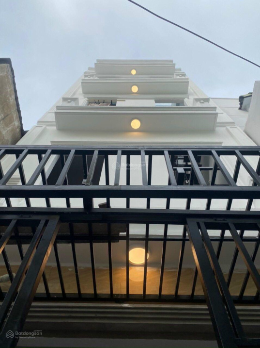 Bán nhà Q4 đẹp mới 5 tấm hẻm thoáng, gần chợ Xóm Chiếu, trường học giá chỉ 4tỷ nhỉnh ạ