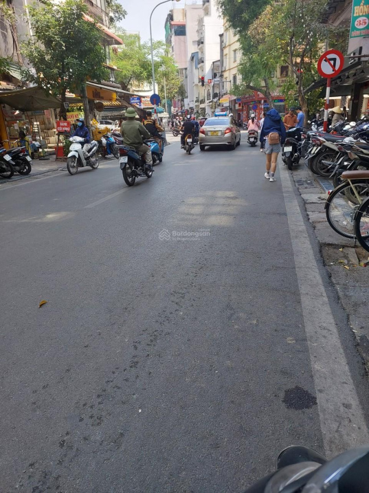 Bán nhà Trâu Quỳ, Gia Lâm, DT 82m2, 5 tầng, giá 9,45 tỷ, ô tô tránh vỉa, kinh doanh, LH: 0777 228 882