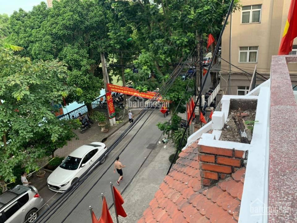 Bán nhà đất Hồ Ba Mẫu, Đống Đa, vị trí đẹp hiếm khu vực đất đẹp giá chỉ nhỉnh 190tr/m2