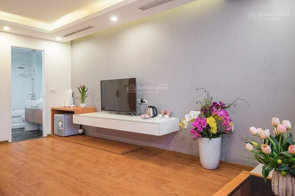 Bán nhà đẹp long lanh diện tích 163m2, mặt tiền siêu rộng 14.5m Đào Tấn Ba Đình