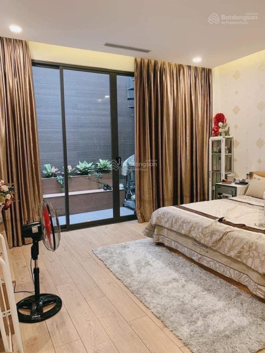 Bán nhà đẹp mặt tiền đường Lê Hồng Phong, P. Phước Hải, Nha Trang