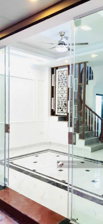 Bán nhà đối diện Aeon Long Biên ở ngay 3 tỷ có TL nhà 5 tầng xây móng ép cọc có bản vẽ