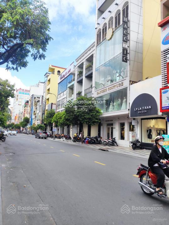 Bán nhà góc 2 mặt tiền đường Nguyễn Thành Ý Quận 1, DT 6x15m + 4 tầng