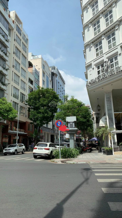 Bán nhà góc Hai Bà Trưng - Nguyễn Văn Thủ, P. Đa Kao, Quận 1(8,5x19). GPXD: Hầm + 8 tầng. Giá 67 tỷ