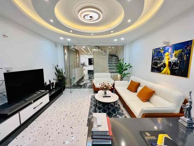 Bán nhà hẻm 8m Đinh Bộ Lĩnh P26 Bình Thạnh, DT 4.2x18m, nhà 3 lầu mới đẹp giá 14 tỷ. 0909 017 537