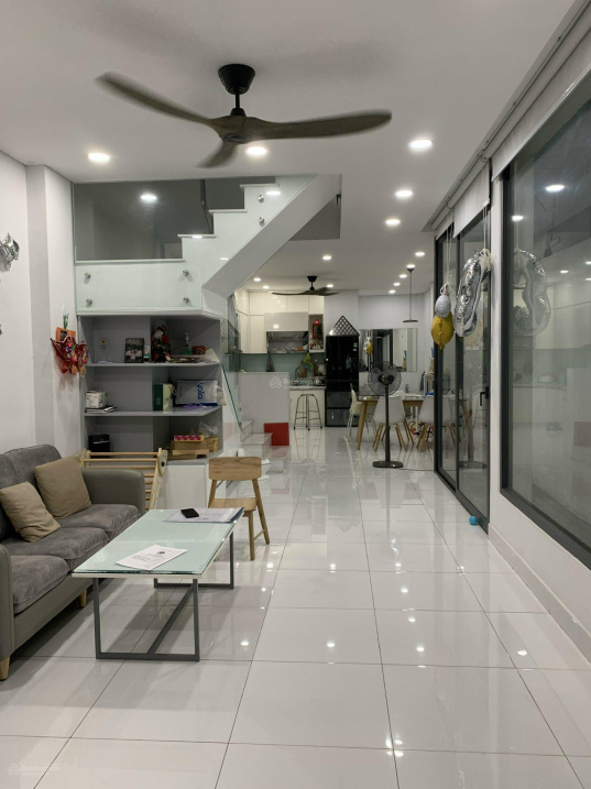 Bán nhà hẻm nhựa xe hơi 345 Trần Hưng Đạo, Quận 1 diện tích 4x16.5m, nhà 3 lầu giá 15 tỷ