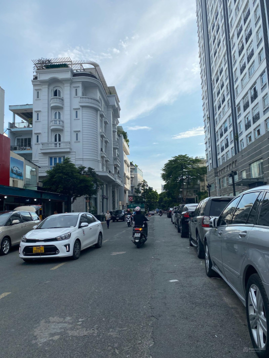 Bán nhà hiếm MTKD khu K300 kế Lotte Cộng Hòa Tân Bình, ngang 5m