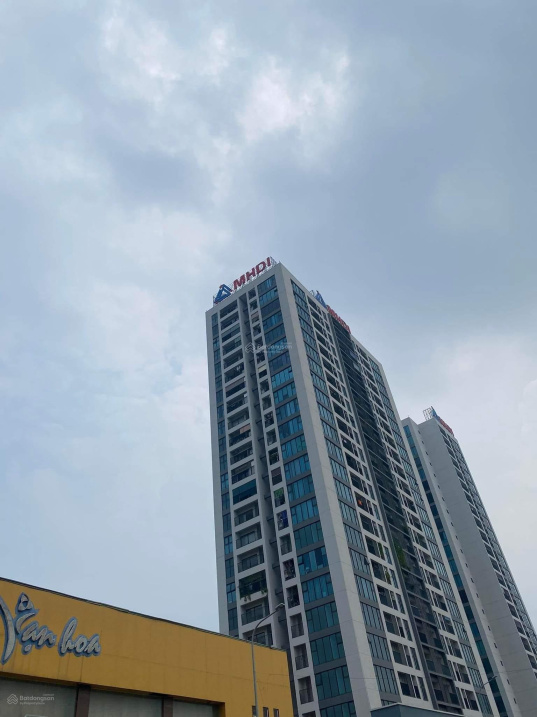 Bán nhà kinh doanh sầm uất, lô góc , 84m2 x nhỉnh 15 tỷ