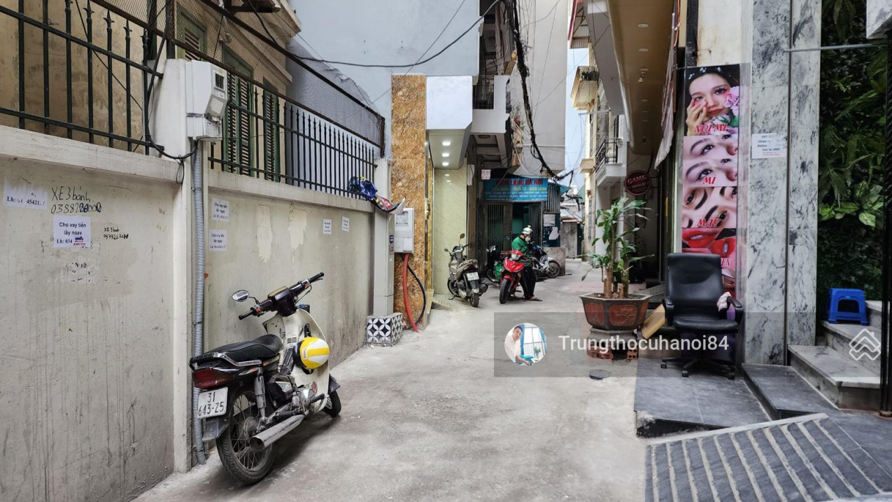 Bán nhà lô góc Trần Duy Hưng, Trung Kính, mặt ngõ kinh doanh tốt, rất đẹp, thông tứ tung, về ở luôn