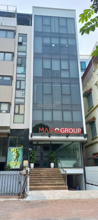 Bán nhà mặt hồ Phương Mai. DT 107m2, xây 7 tầng. MT 5m. Đường 10m. View hồ. Giá 30 tỷ