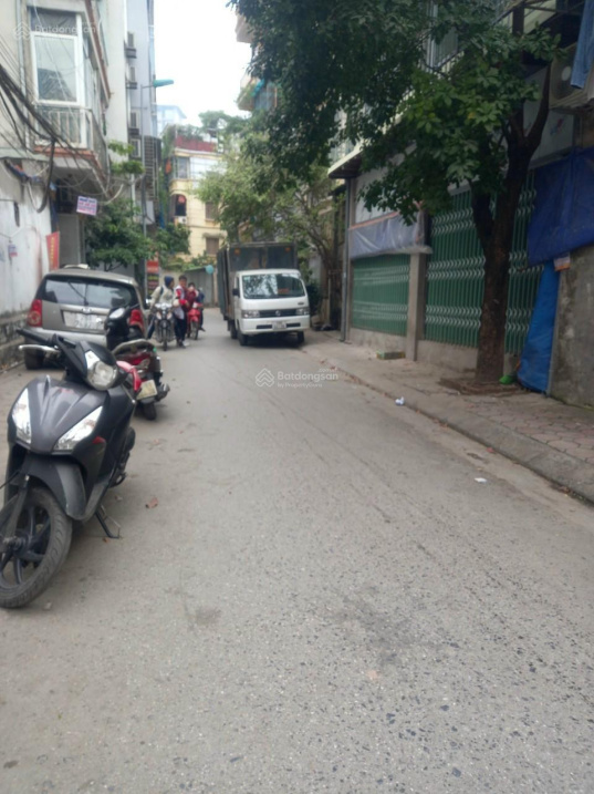 Bán nhà mặt ngõ 158 phố Ngọc Hà thông sang Đội Cấn dt 59 m2 x 2T KD giá 8,5 tỷ