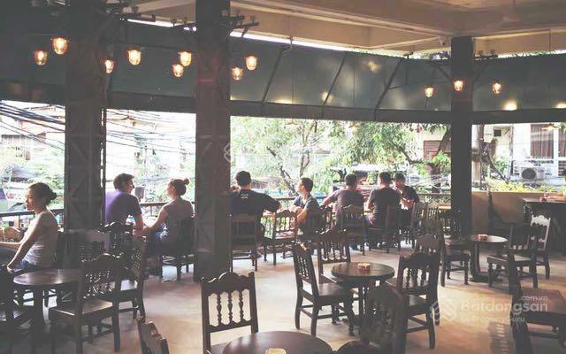 Bán nhà mặt phố TAN ĐA 37m2 giá 7,78 tỷ, nở hậu, vỉa hè 7m, KD Caffe