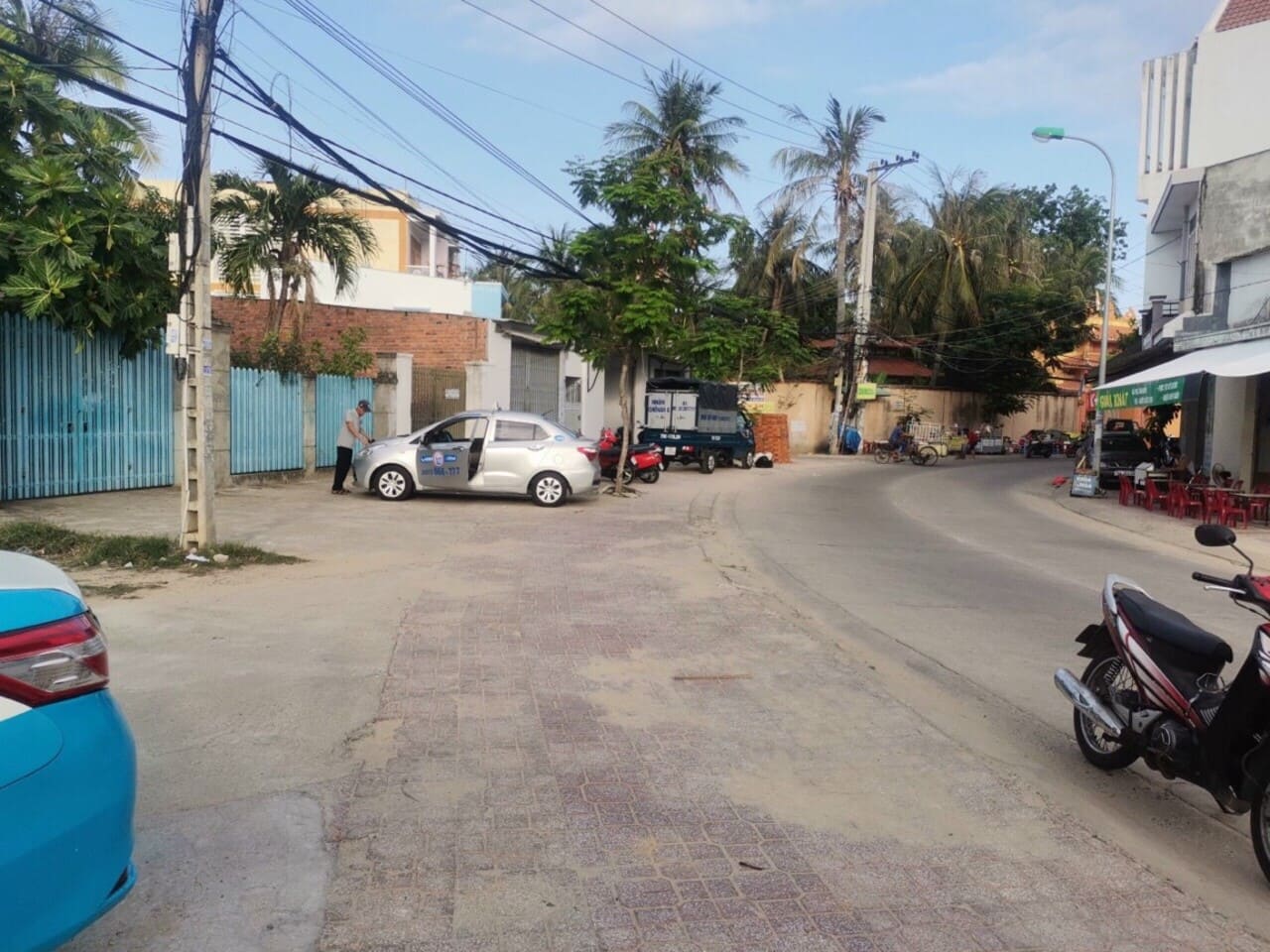 Ban-nha-mat-tien-Huong-Lo-Ngoc-Hiep-Nha-Trang-1