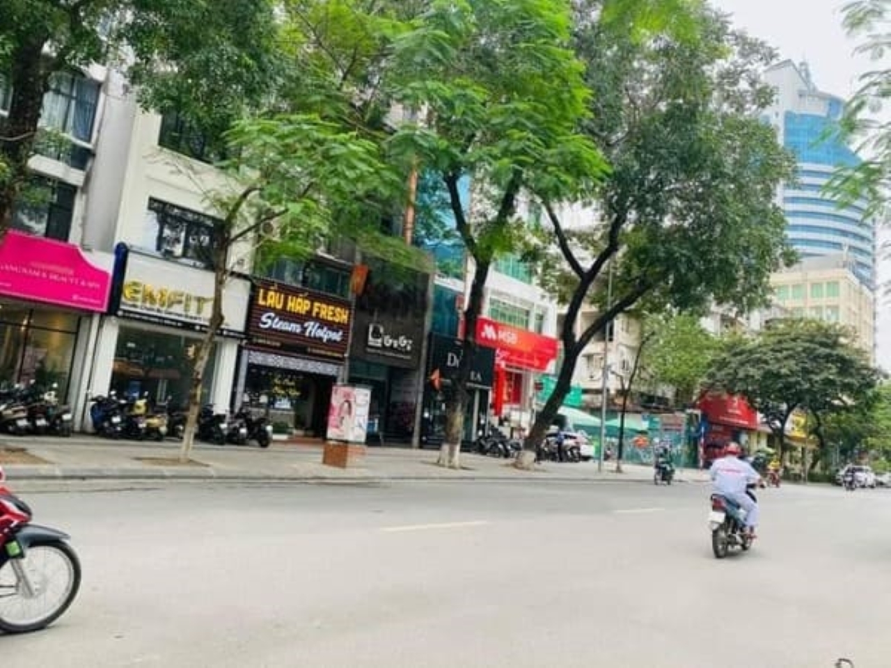 Ban-nha-mat-tien-Huynh-Thuc-Khang-Nha-Trang-Khanh-Hoa-2