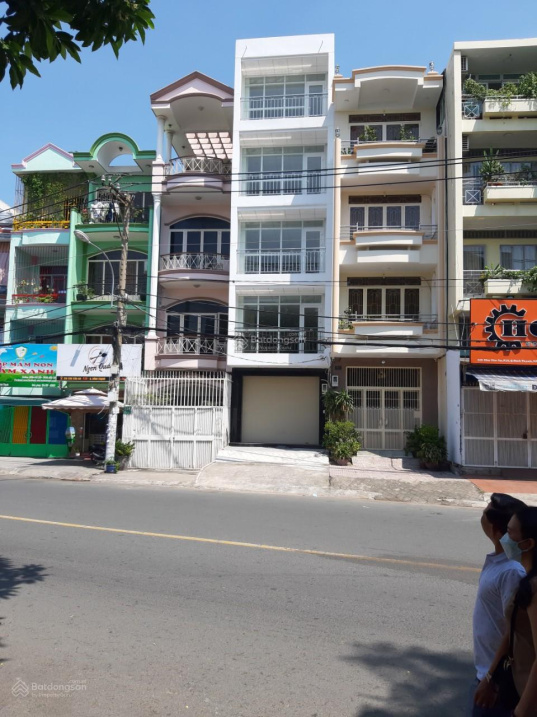 Bán nhà mặt tiền Nguyễn Cừ - Thảo Điền 4,5x26m TXD hầm 5 tầng chính chủ giá 16,5 tỷ