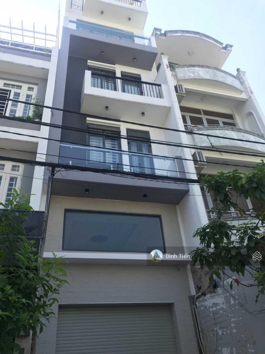 Bán nhà mặt tiền Nguyễn Đình Khơi, P4, Tân Bình. DT: 4.4x15m, 5 tầng, giá 15.5 tỷ
