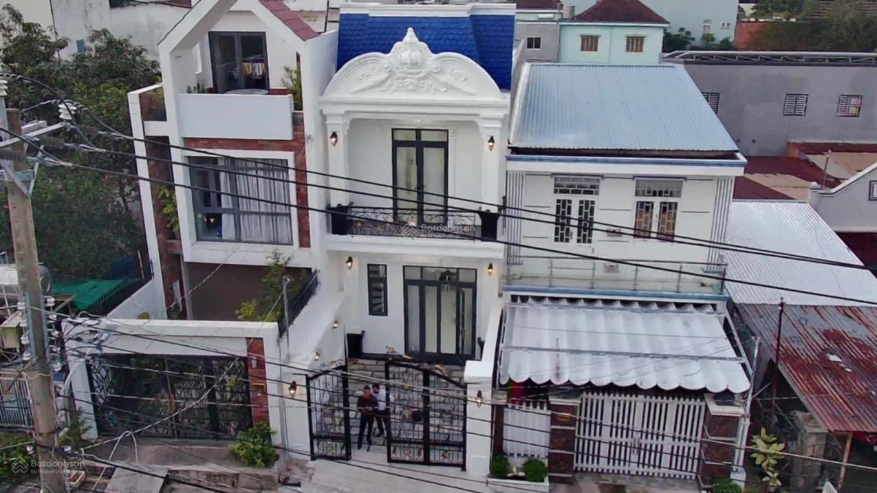 Bán nhà mặt tiền Nguyễn Văn Lộng sát chợ Chánh Mỹ