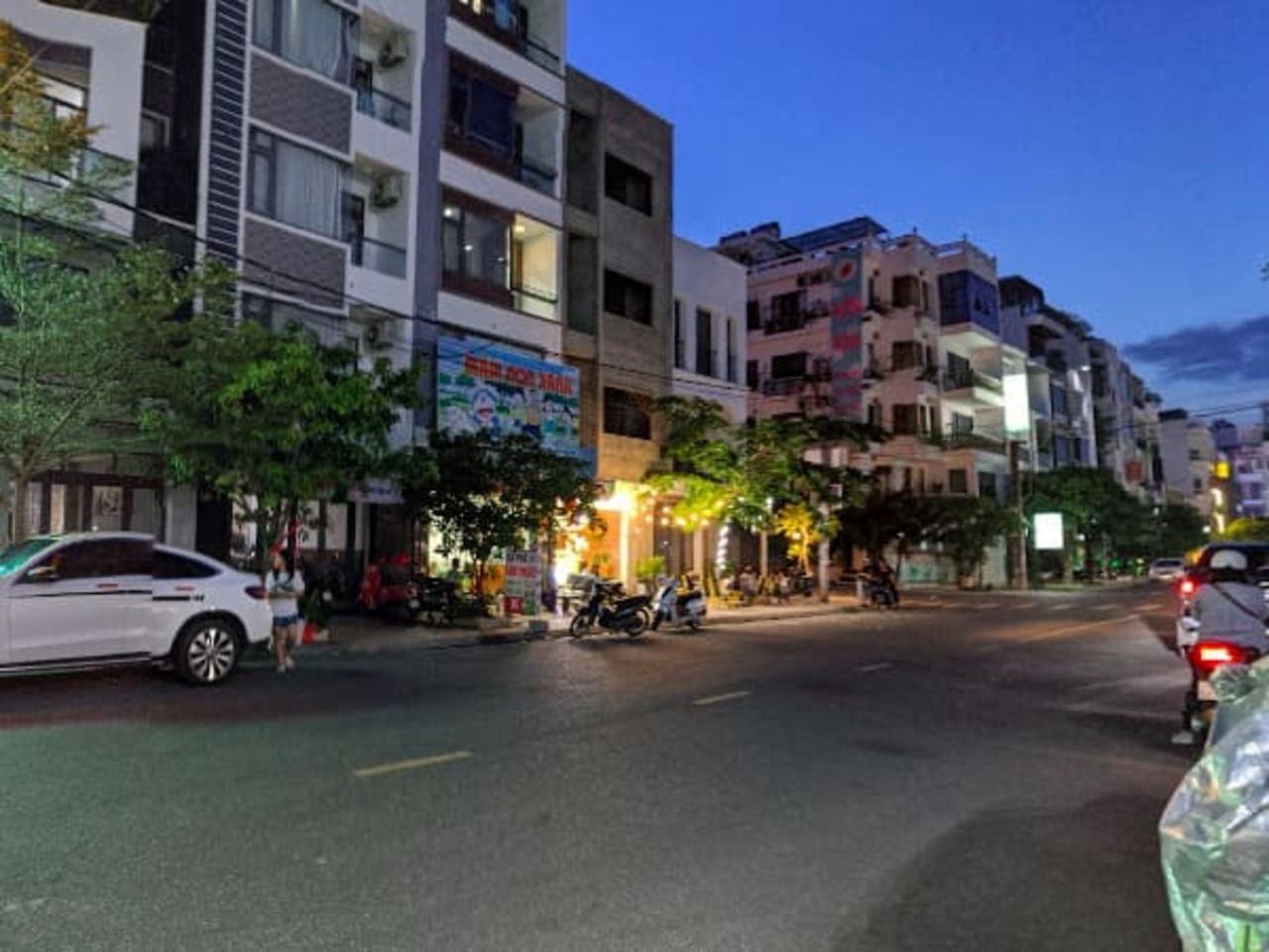 Ban-nha-mat-tien-Tran-Nhat-Duat-Nha-Trang-Khanh-Hoa-2