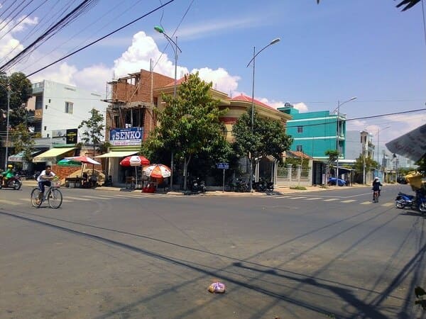 Bán nhà mặt tiền Trương Hán Siêu Nha Trang mặt bằng đẹp 1 Ban-nha-mat-tien-Truong-Han-Sieu-Nha-Trang-1