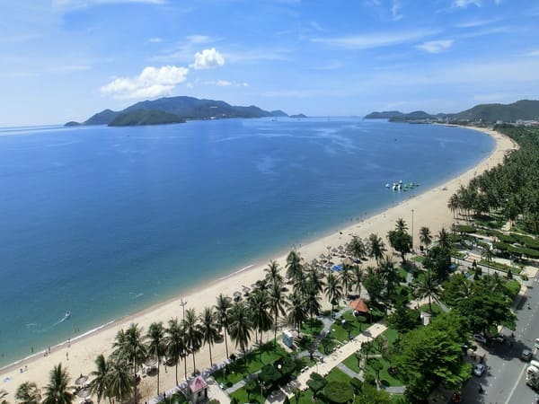 Bán nhà mặt tiền Trương Hán Siêu Nha Trang mặt bằng đẹp 4 Ban-nha-mat-tien-Truong-Han-Sieu-Nha-Trang-2