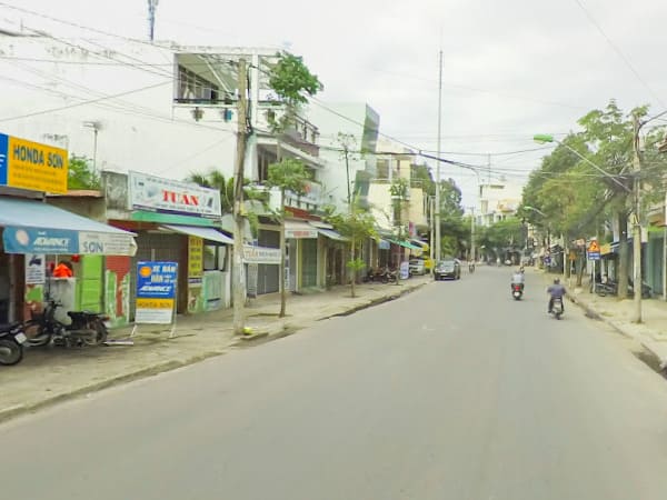 Ban-nha-mat-tien-Van-Don-Nha-Trang-2