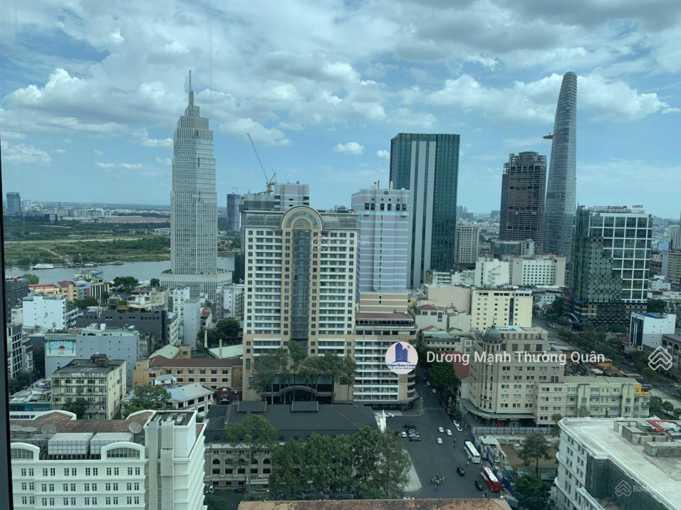 Bán nhà mặt tiền đường Đông Du Quận 1, góc Đồng Khởi