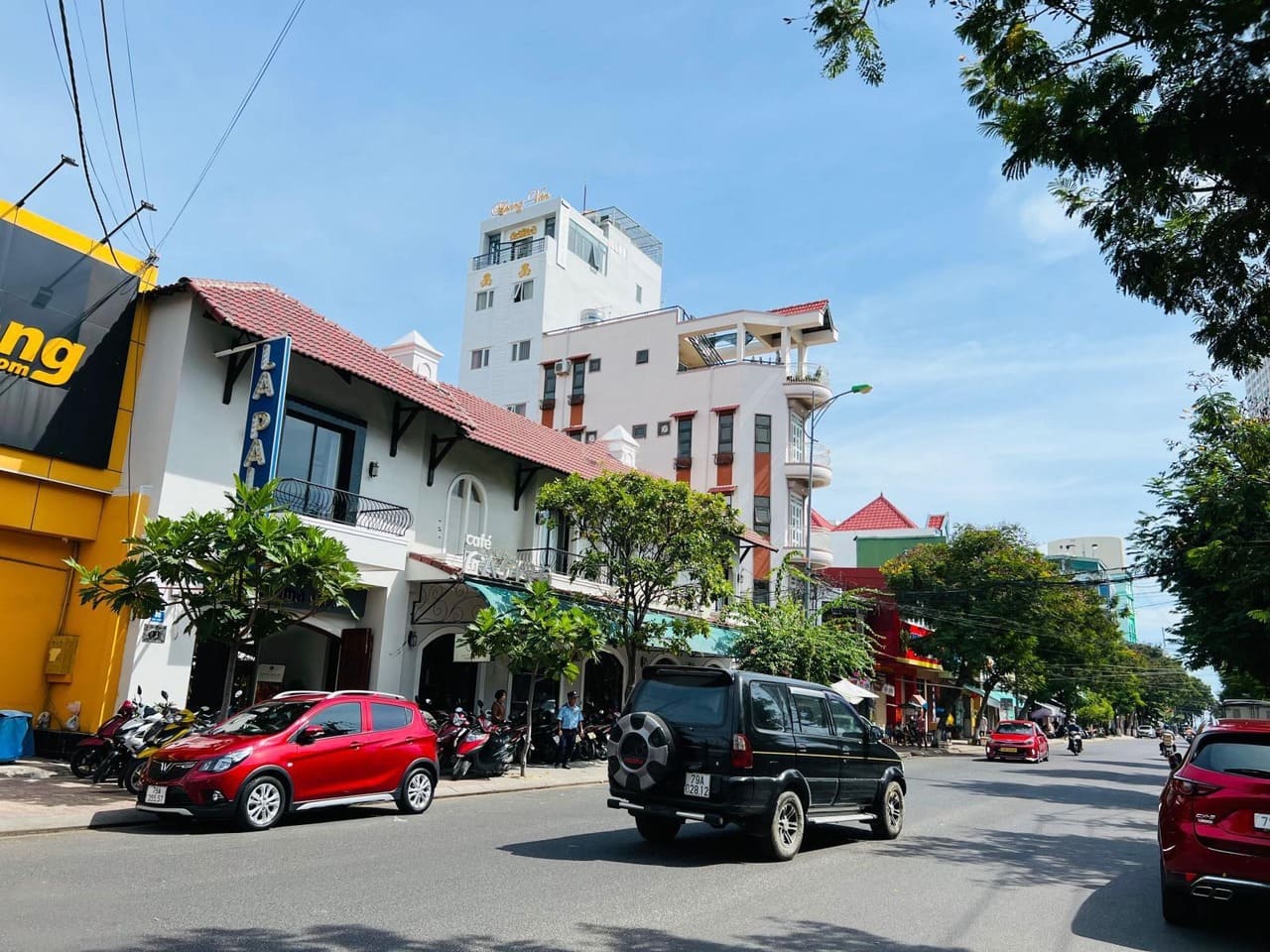 Ban-nha-mat-tien-duong-Hon-Chong-Nha-Trang-4