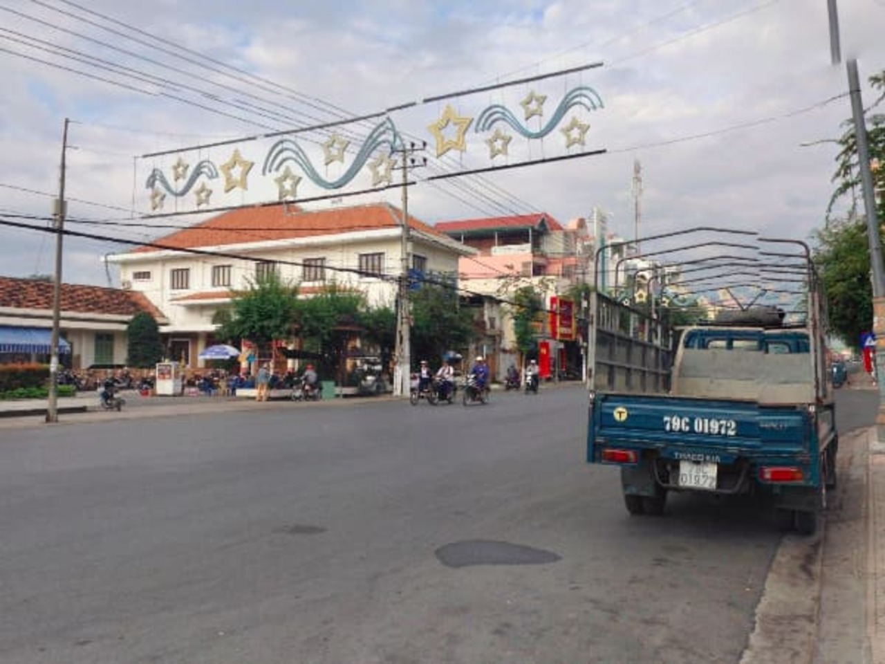 Ban-nha-mat-tien-duong-Thai-Nguyen-Nha-Trang-3-1