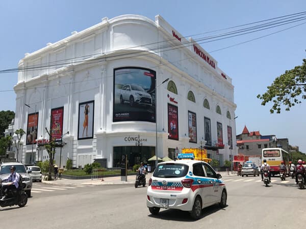 Ban-nha-mat-tien-duong-Thai-Nguyen-Nha-Trang