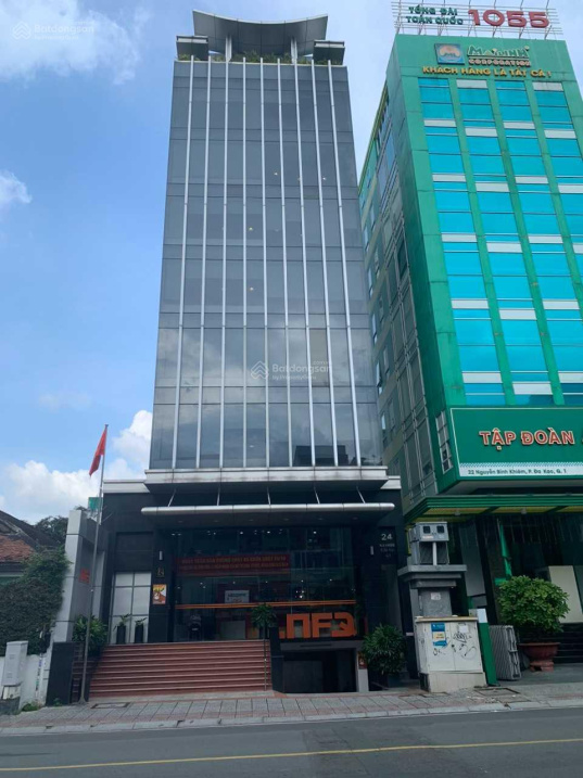 Bán nhà mặt tiền đường Út Tịch Phường 4, Quận Tân Bình, 1 hầm 7 tầng