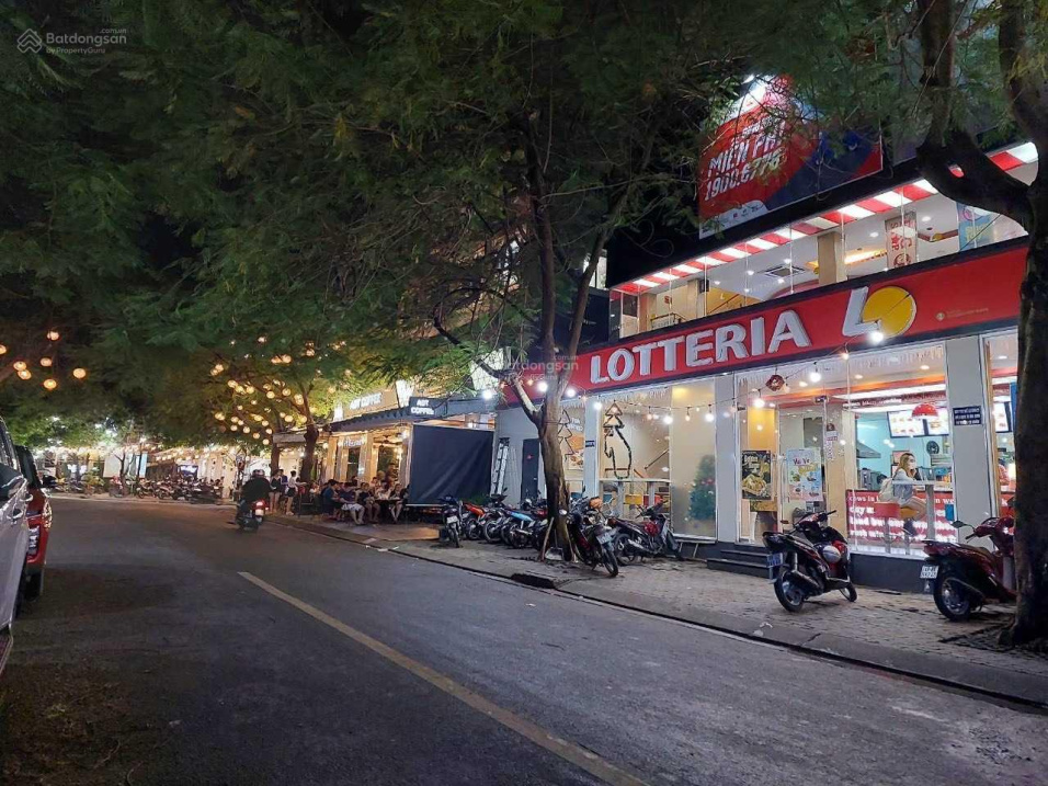 Bán nhà mặt tiền đường ngay Đỗ Xuân Hợp, đối diện Đại Học Văn Hóa, (5x20)m trệt 3 lầu, giá chỉ 13tỷ