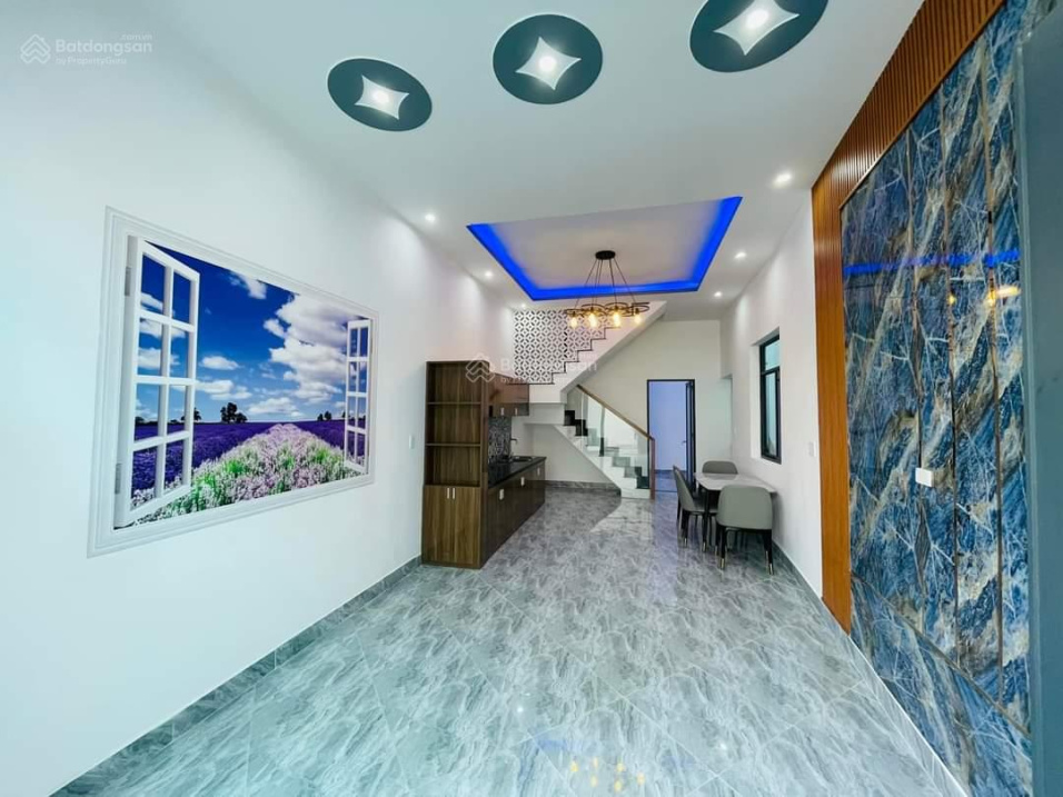 Bán nhà mới đẹp 1 trệt 1 lầu hẻm ô tô đường Xô Viết Nghệ Tĩnh, Vũng Tàu. Vị trí ngay trung tâm